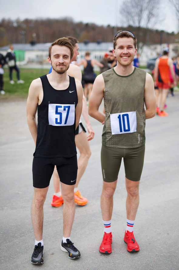 Molle och Hannes på Bålsta Stadslopp.